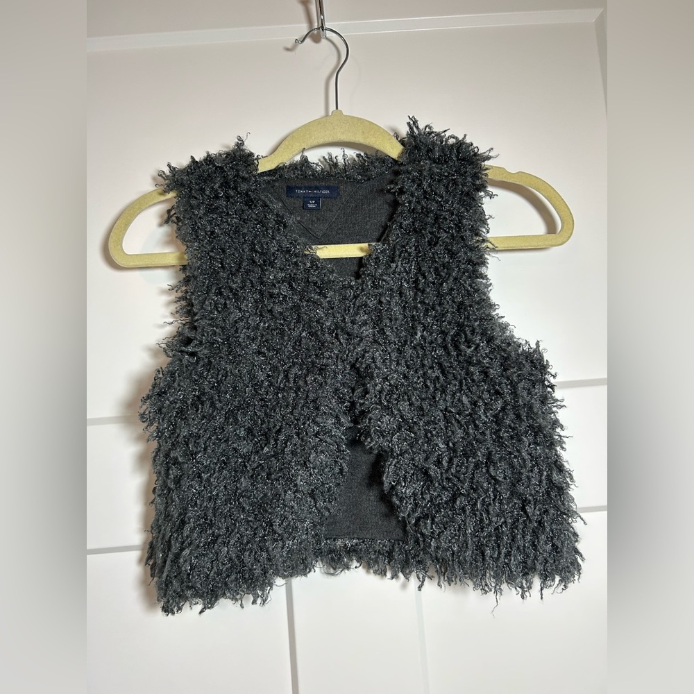 Tommy Hilfiger Cropped Sweater Cardigan, Faux Fur Fuzzy Soft Vest, grey